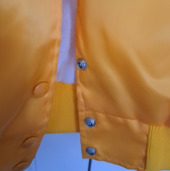 VTG BIRDIE RICHARD A LESLIE satiny jacket bright yellow snap front ladies XS - Picture 2 of 7